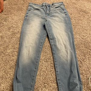 Size 6 American Eagle jeans